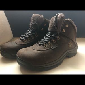 Brand New Size 10 Timberland Hiking Boots
